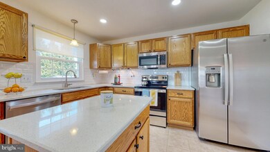 301 Treetop Cir, Bear, DE 19701 - photo 5