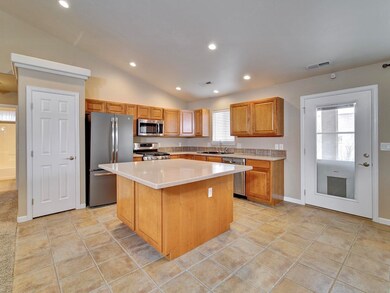 2929 Sylvia Ln, Grand Junction, CO 81504 - photo 5