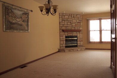 1925 Wisteria Ct unit 6, Naperville, IL 60565 - photo 6