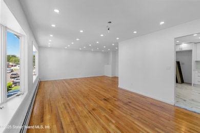 75 Muller Ave, Staten Island, NY 10314 - photo 3