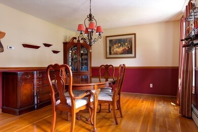 129 Fox Hill Dr, Holden, MA 01520 - photo 5