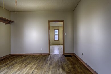 1021 Main St, New Haven, IN 46774 - photo 7