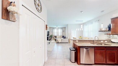 9776 Pembrooke Pines Dr, Ruskin, FL 33573 - photo 5