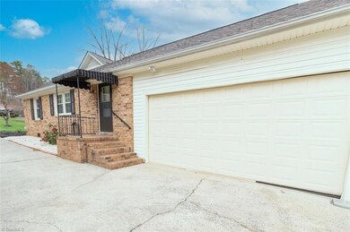 444 Newbern Ave, Asheboro, NC 27205 - photo 5