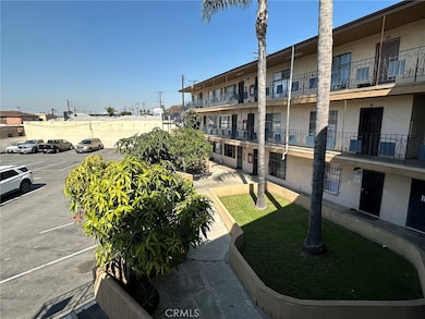 10355 Long Beach Blvd, South Gate, CA 90280 - photo 4