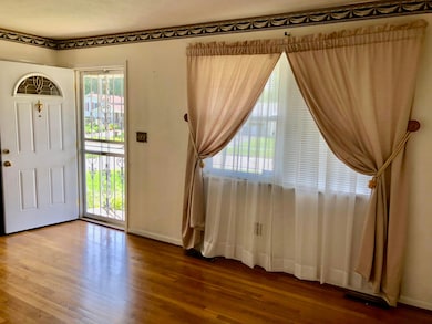 5092 Lindora Dr, Columbus, OH 43232 - photo 3