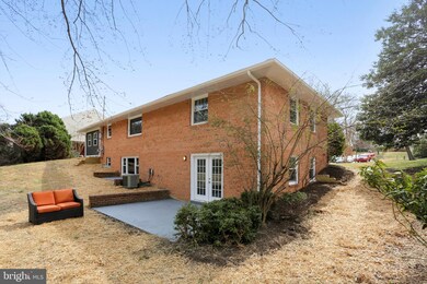 2816 Shanandale Dr, Silver Spring, MD 20904 - photo 2