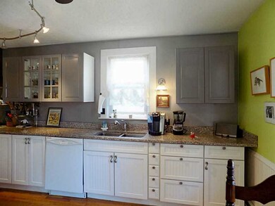 Kitchen. New kitchen cabinets!!
