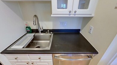 12 Keswick St unit 4, Boston, MA 02215 - photo 4