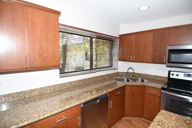724 E Devonshire #308_1799