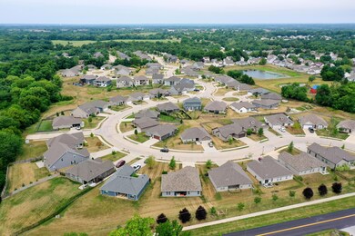 2308 Mace Dr, Columbia, MO 65201 - photo 3