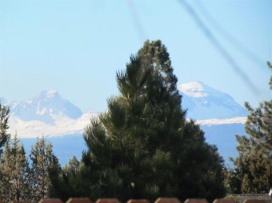 61540 Camelot Place, Bend, OR 97702 - photo 7