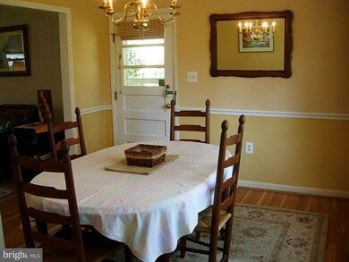 412 Scott Dr, Silver Spring, MD 20904 - photo 2