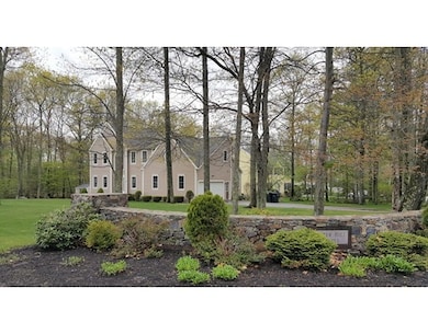 5 Autumn Cir, Holden, MA 01520 - photo 2