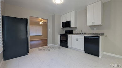 510 Cherry St, Warrenton, MO 63383 - photo 2