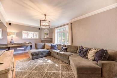 5245 Lindenwood Ave, Saint Louis, MO 63109 - photo 3