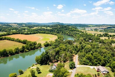 02-Deep-River-Dr-Tennessee-2