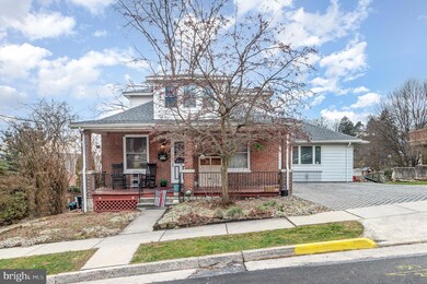 118 N 4th St, Lemoyne, PA 17043 - photo 2