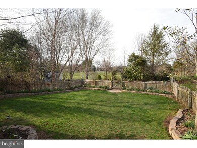 3943 Liz Cir, Doylestown, PA 18902 - photo 4