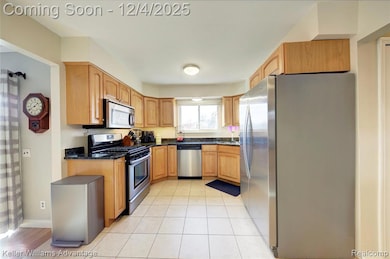 44273 Richmond Ct, Canton, MI 48187 - photo 6