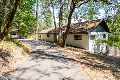445 Timber Ln, Grants Pass, OR 97526 - photo 4
