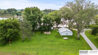 20850 Chippewa Cree Ln, Herman, NE 68029 - photo 2
