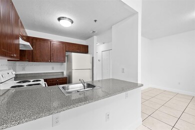 2453 W 78th St unit 104, Hialeah, FL 33016 - photo 4