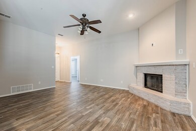 304 E 95th St, Odessa, TX 79765 - photo 4