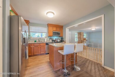 6550 Solandra Dr S, Jacksonville, FL 32210 - photo 5