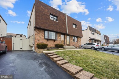 1276 Nicole Ln, Secane, PA 19018 - photo 2
