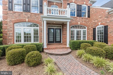 42580 Cochrans Lock Dr, Ashburn, VA 20148 - photo 2