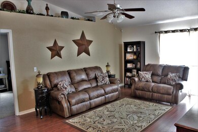 105 Dogwood Drive Loop, Ocala, FL 34472 - photo 5