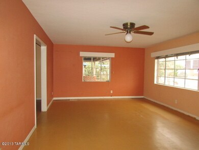 022-210388 living area 2