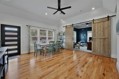 1733 Saxon Dr, Houston, TX 77018 - photo 6