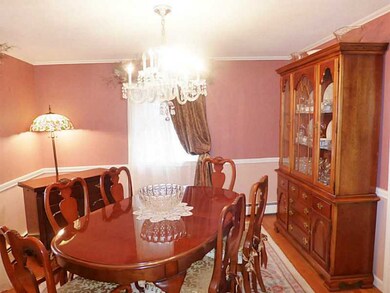 112 Cindy Ln, Warwick, RI 02886 - photo 3