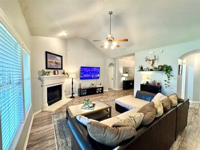 2721 Arabian Ave, Denton, TX 76210 - photo 4