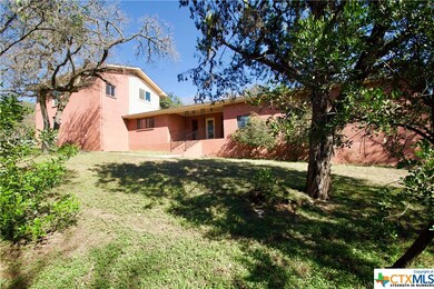 711 S Loop St, San Marcos, TX 78666 - photo 2