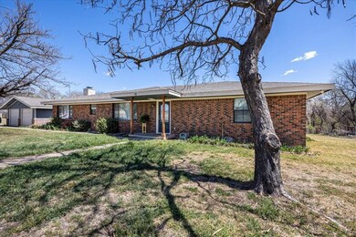 718 N Boundary St, Weatherford, TX 76086 - photo 3