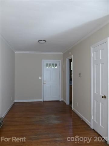 4227 Walker Rd unit 7, Charlotte, NC 28211 - photo 6