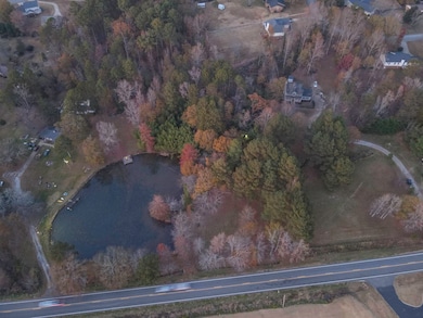 2120 Gap Creek Rd, Greer, SC 29651 - photo 5