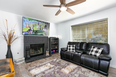 4381 Silverado Ct, Rosamond, CA 93560 - photo 4