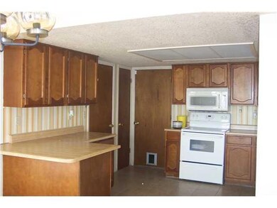 1532 Charles Owens Dr, El Paso, TX 79936 - photo 5