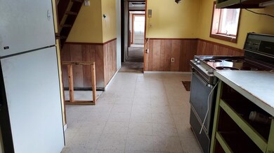 346 Vt Route 8, Readsboro, VT 05350 - photo 6