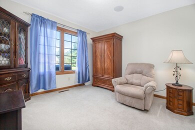 51631 Windyridge Ct, South Bend, IN 46628 - photo 7