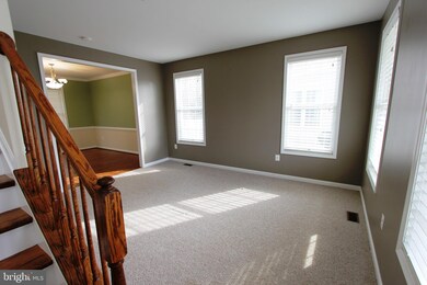 10351 Stewards Chance Ln, White Plains, MD 20695 - photo 6