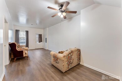 128 Remsen Ave unit A, New Brunswick, NJ 08901 - photo 5