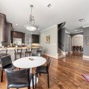 2103 Mcduffie St, Houston, TX 77019 - photo 2