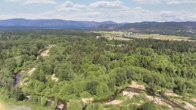 456 Garner Rd, Cave Junction, OR 97523 - photo 5