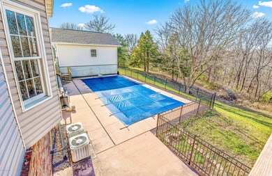 12625 Hickory Nut (47)