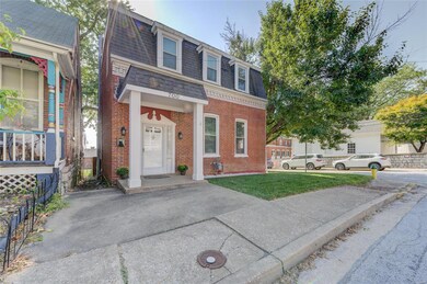 Across Decatur St. you have the owners prior to 20